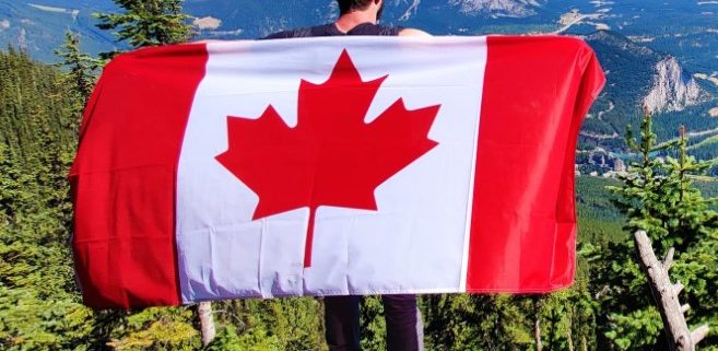 Canada-flag-mountaintop